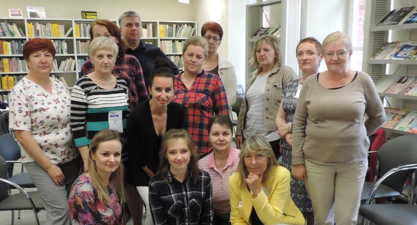 Zambrowska biblioteka przesyła swoim czytelnikom pozdrowienia oraz życzenia z okazji Światowego Dnia Książki