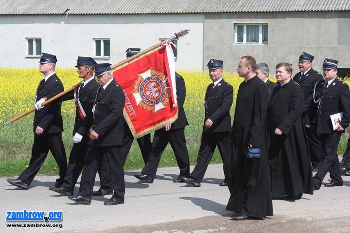 Gminne obchody Dnia Strażaka w Paproci Dużej [foto]