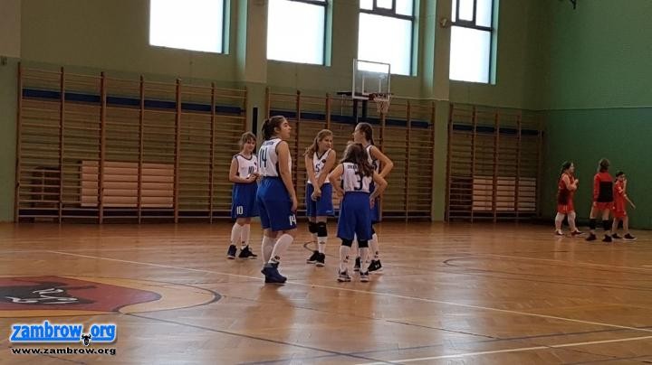 Koszykarki zambrowskiej „Trójki” ponownie najlepsze w Grupie Zachodniej