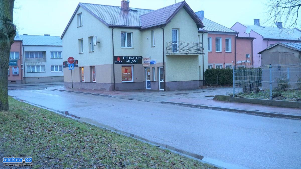 90-latka potrącona na chodniku 