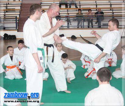 Skorzystaj z bezpłatnych treningów karate