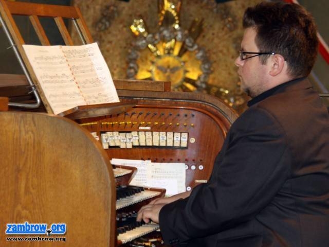 Mezzosopran i 37-głosowe organy