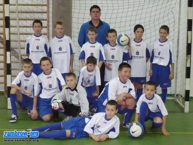 Najmłodsi piłkarze pamiętają o Wojtku Chylińskim