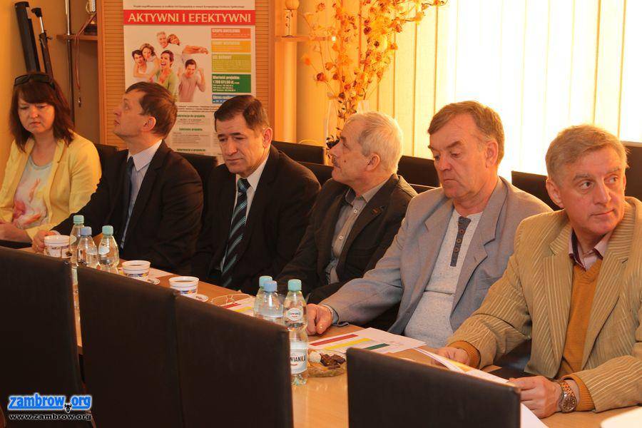 Pierwsze posiedzenie Powiatowej Rady Rynku Pracy w Zambrowie [foto]