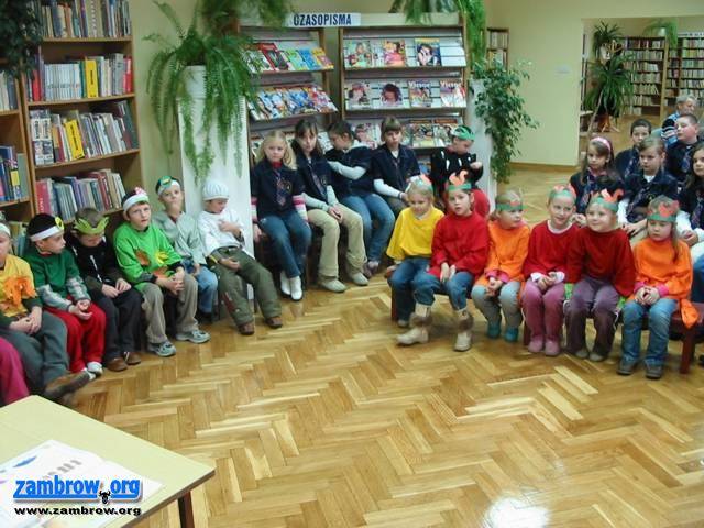 „Cała Polska czyta dzieciom” - znane osoby czytają dzieciom również w Zambrowie