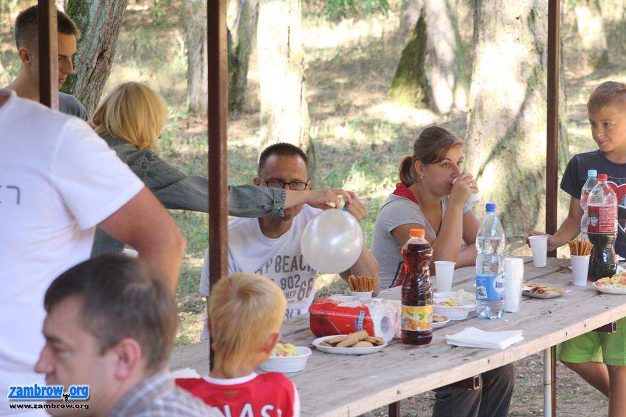 Piknik rodzinny z „Szansą” w Czerwonym Borze [foto]