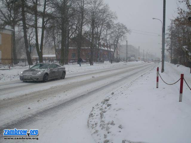 Znów pada i wieje