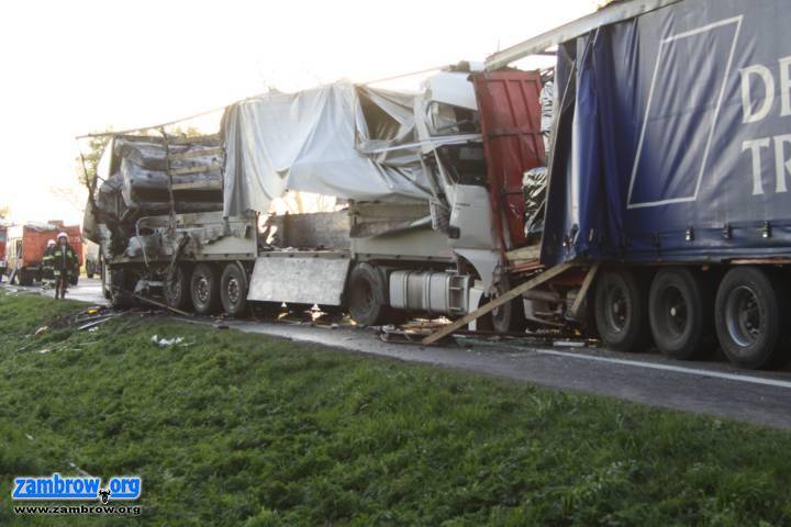 Kolejny karambol na krajowej ósemce. TIR znów wpadł na kolumnę stojących pojazdów