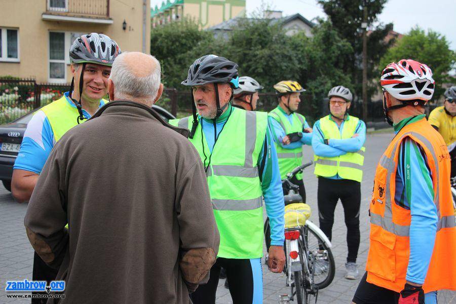 Wyruszyli rowerami do Hodyszewa [foto]