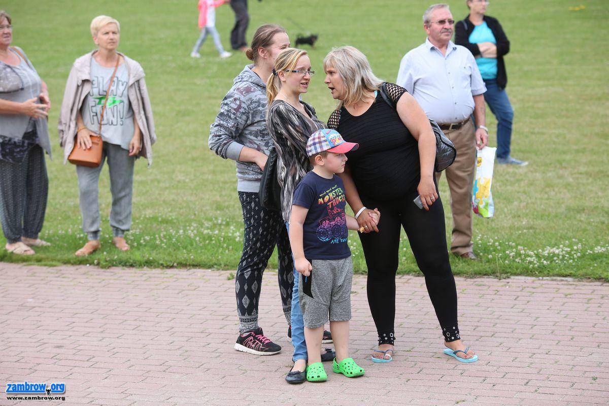 Udana zabawa taneczna nad zalewem [foto]
