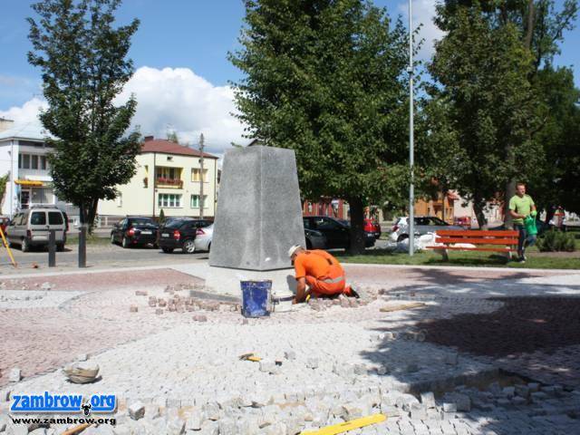Plac pod pomnik gotowy