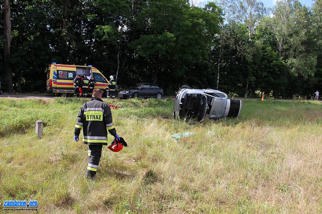 Kolejny groźny wypadek na skrzyżowaniu w Wądołkach [foto]