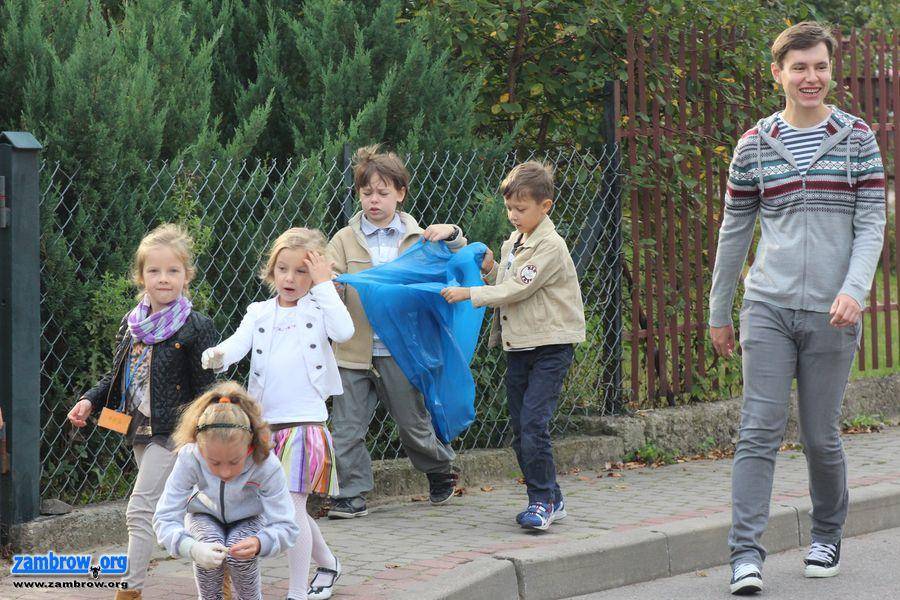 Uczniowie i przedszkolaki w akcji „Sprzątanie Świata” [foto]