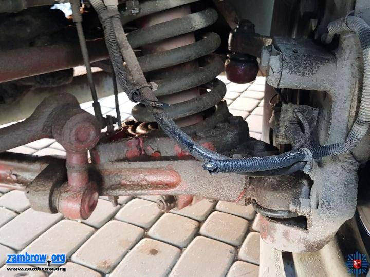 Policjanci wykryli usterki w jednym z „gimbusów”