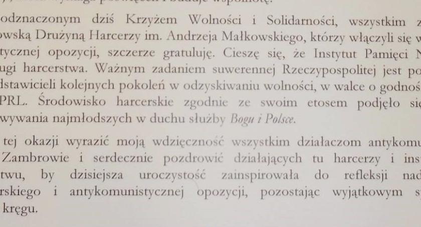Podpisano pierwsze umowy na bony edukacyjne [foto]