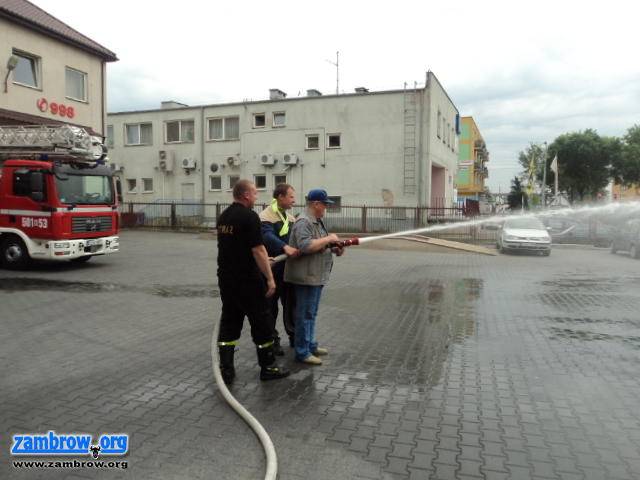 Wizyta podopiecznych POW w komendzie straży