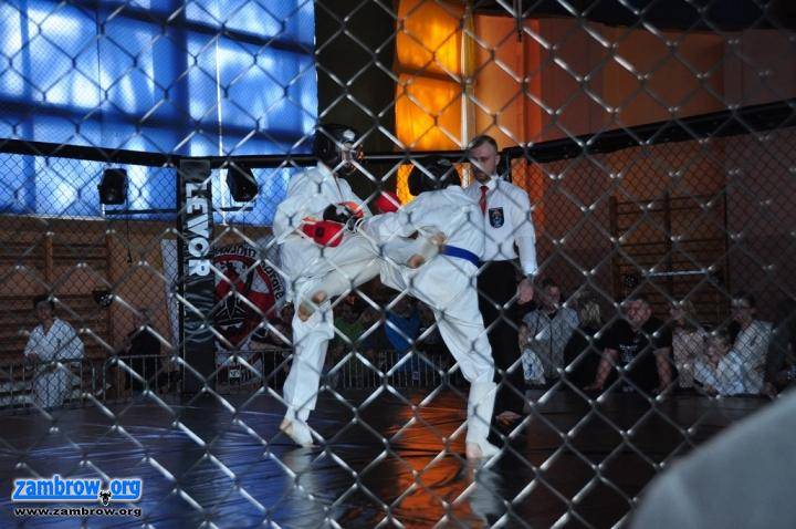 5 medali zawodników Mazowiecko-Podlaskiego Klubu Karate w Wiśniowej Górze