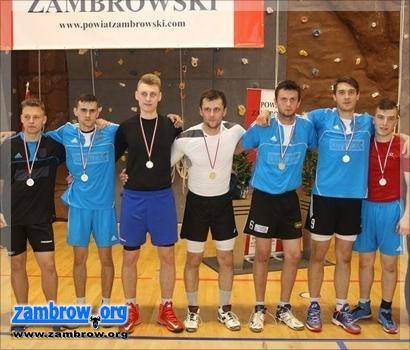 Jimi Zambrów wygrał pierwszy mecz w Łomżyńskiej Lidze Piłki Siatkowej 