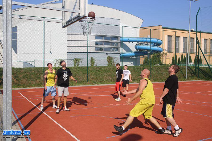 IV Turniej Streetballowy [wyniki + foto]