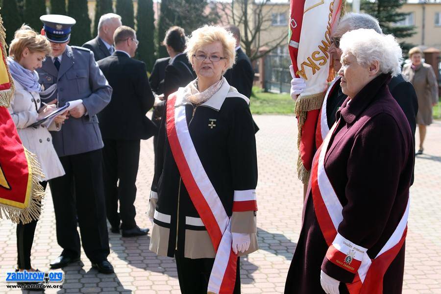 Zambrowianie oddali cześć ofiarom mordu katyńskiego [foto]