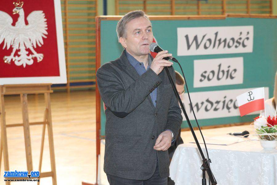 Patriotycznie w Miejskim Gimnazjum Nr 1 im. T. Kościuszki [foto]