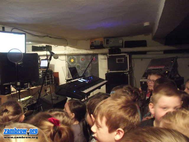 Uczniowie „Trójki” poznawali hobby rodziców
