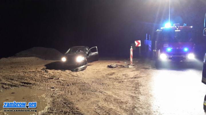 Volkswagen wylądował w rowie. „Ósemka” zablokowana [foto]
