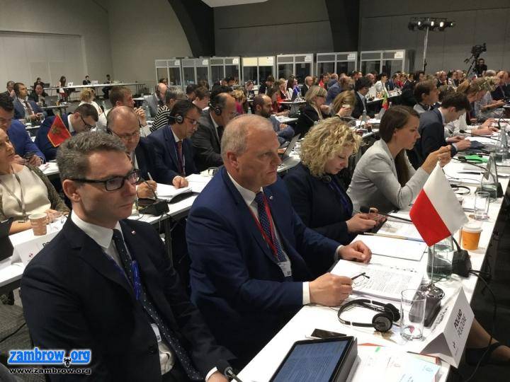 Poseł Kołakowski przewodniczył Polakom na COSAC-u