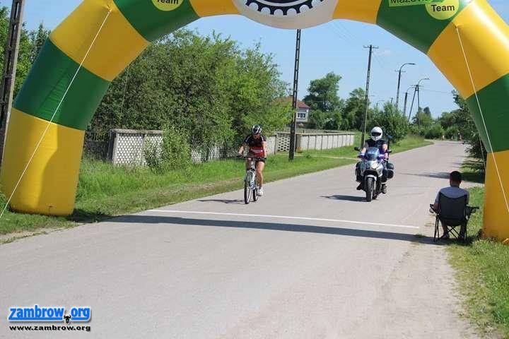 Wyścigi kolarskie Masters Cup w Paproci Dużej i Szumowie [foto + video]