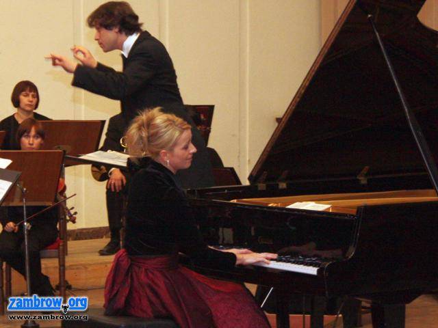 Lutowy konkurs 2010 z Filharmonią