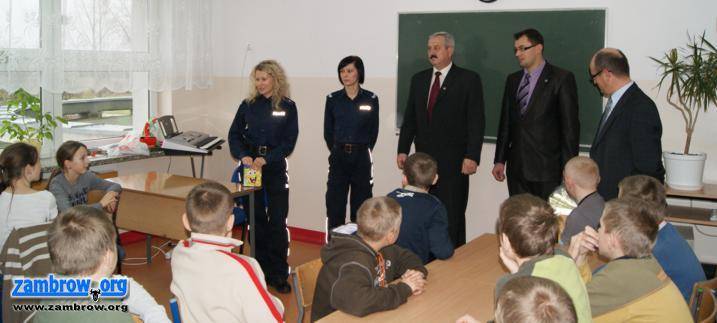 Daj szansę kierowcy zobaczyć się na drodze