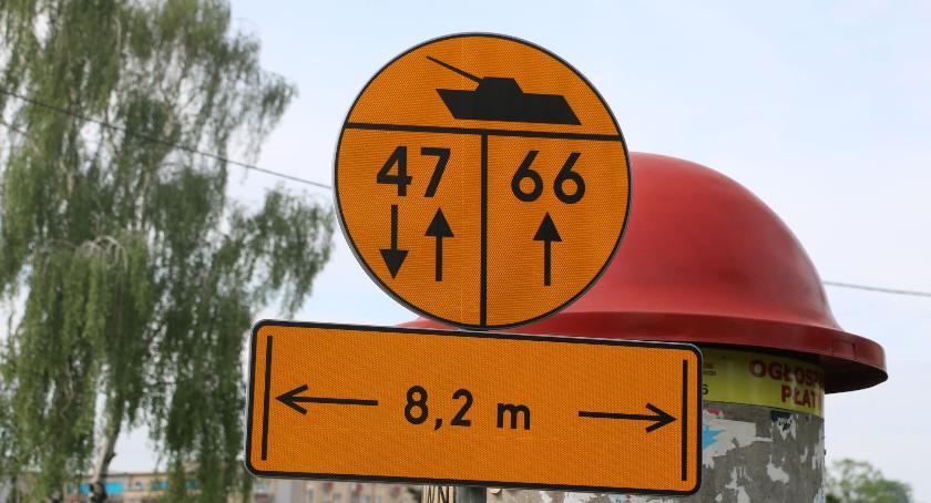 Wojskowe znaki drogowe pojawiły się na niektórych drogach krajowych