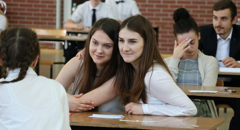 Maturzyści napisali egzamin z języka polskiego [foto+arkusze]