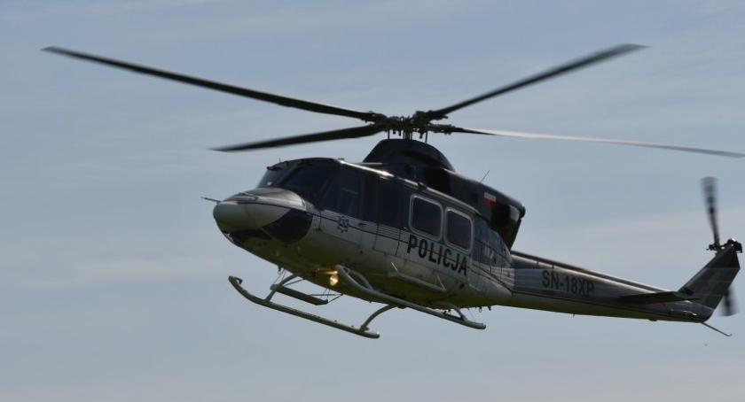 Policyjny helikopter nad Zambrowem. Wiemy, jakie działania były prowadzone