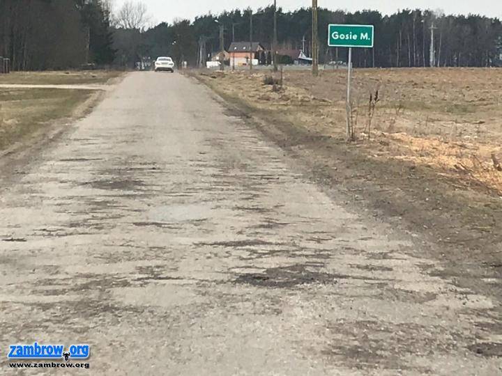 Mieszkańcy chcą kompleksowego remontu drogi