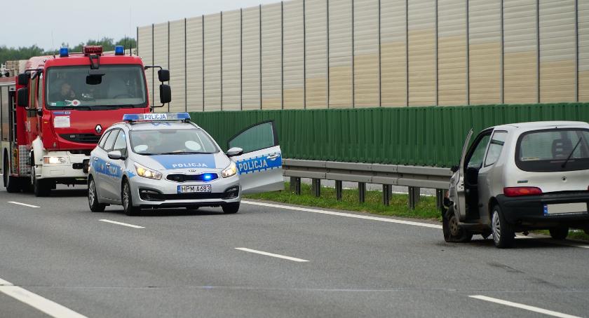 Wjechała „pod prąd” na dwupasmówkę. Doszło do zderzenia [foto]