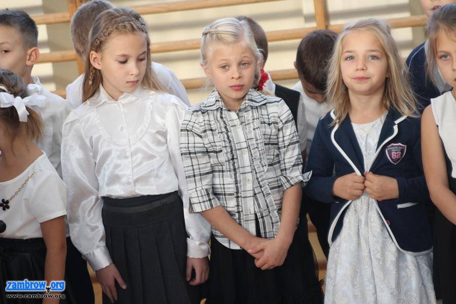 Pasowanie pierwszoklasistów w „Piątce” [foto+video]