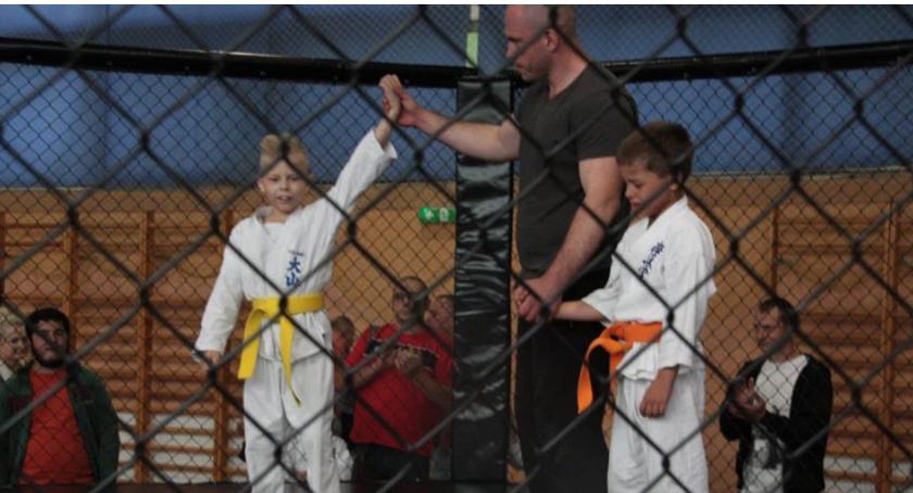 17 medali przywieźli z ogólnopolskiego turnieju zawodnicy Mazowiecko-Podlaskiego Klubu Karate