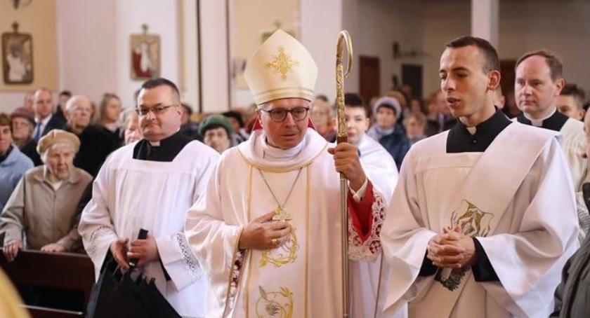 Niewielkie zmiany personalne w dekanacie zambrowskim