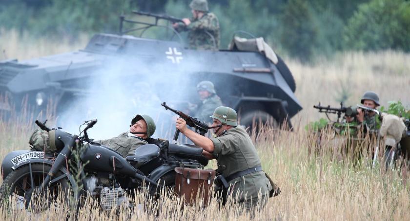 Inscenizacja historyczna bitwy w Czerwonym Borze [foto]