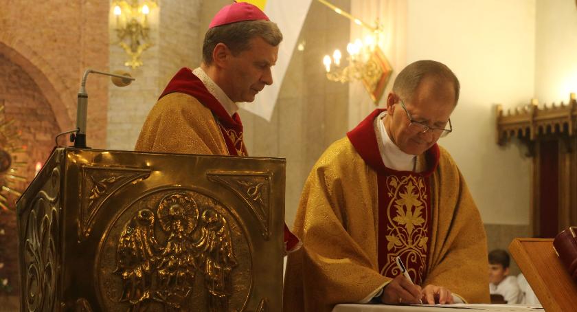 Zambrowianie powitali nowego proboszcza parafii Trójcy Przenajświętszej [foto]