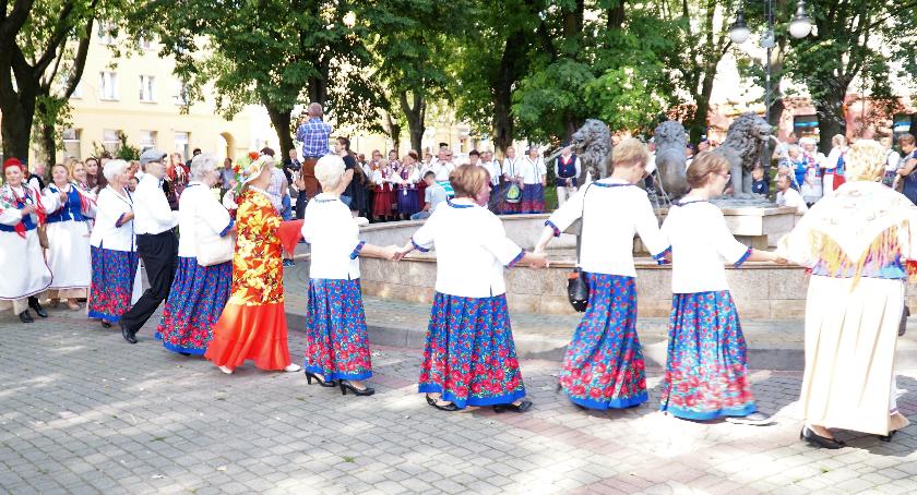 „Szansa” zaprasza na koncert plenerowy przy fontannie
