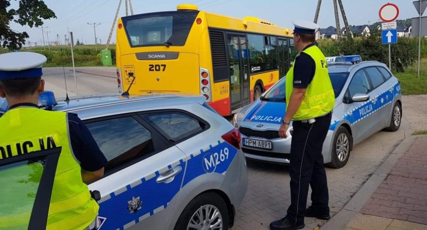 1613 pojazdów skontrolowanych w ramach działania „Bezpieczny autobus”