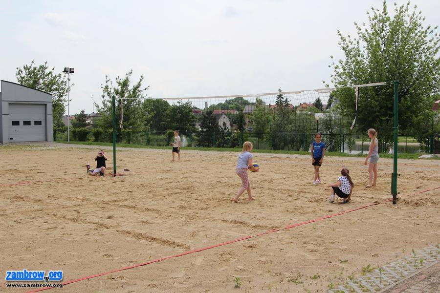 Można już korzystać z boiska do siatkówki plażowej 