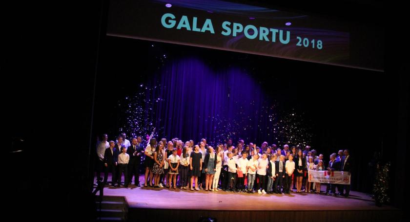 II zambrowska Gala Sportu za nami. Wyjątkowe drużyny i sportowcy nagrodzeni [foto]