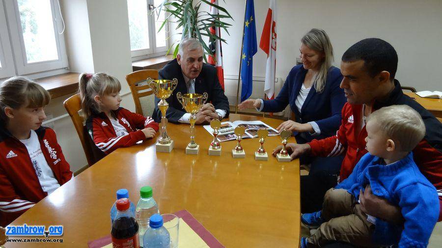 Burmistrz nagrodził młodych zawodników ZKKK