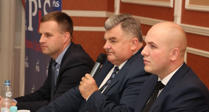 Wiceminister Romańczuk popiera kandydaturę Wojciecha Wiśniewskiego na Wójta Gminy Zambrów [foto]