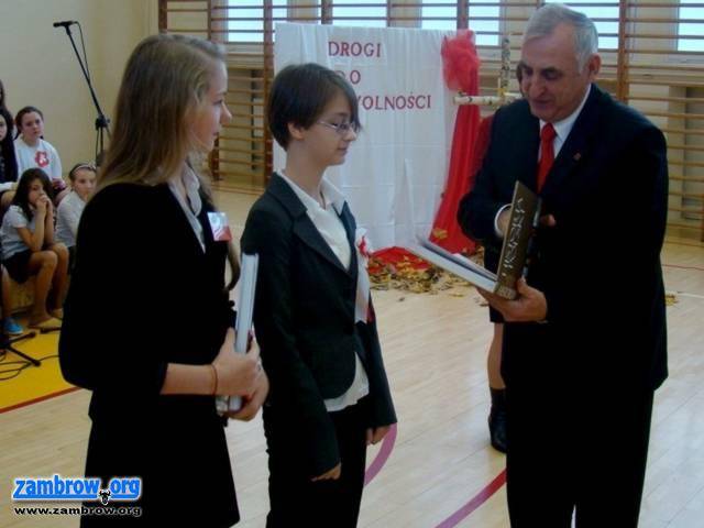 Rozstrzygnięto jubileuszowy recytatorski konkurs patriotyczny
