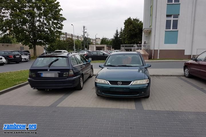 Parkuj z głową - kolejna odsłona egoizmu parkujących kierowców [foto]