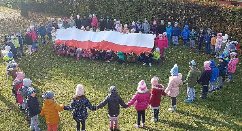 Święto Niepodległości u „Biedronek” [foto+video]